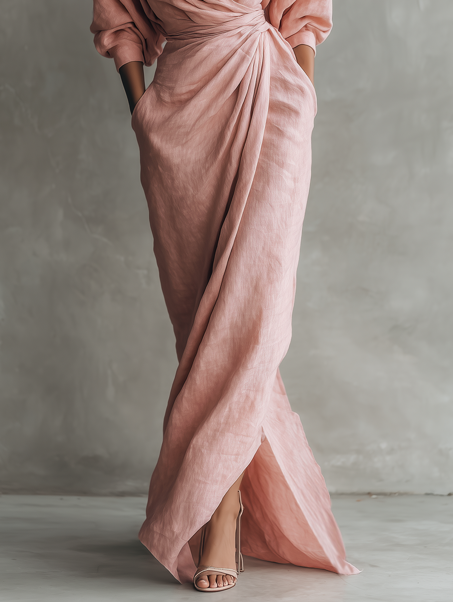 Women's long wrap dress with V-neck and batwing sleeves in linen - Elegant and flowing