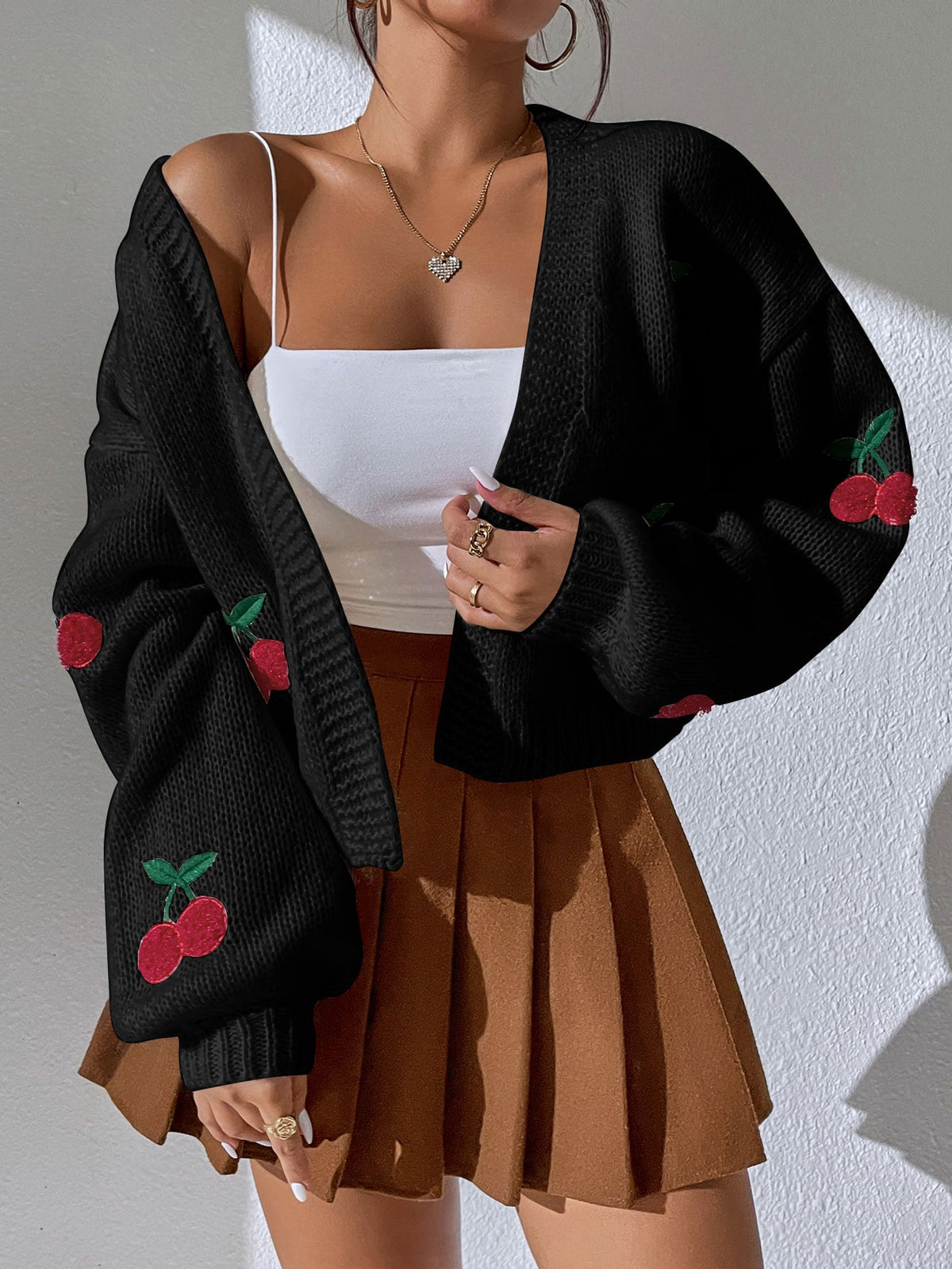 Cardigan Tricoté pour Femme Broderie Cerise – Manches Longues Décontracté
