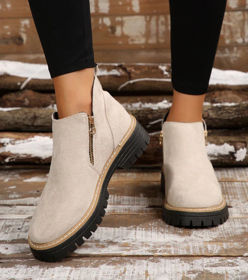 Bottines Confort Femme – Bout Rond avec Plateforme et Fermeture Zippée