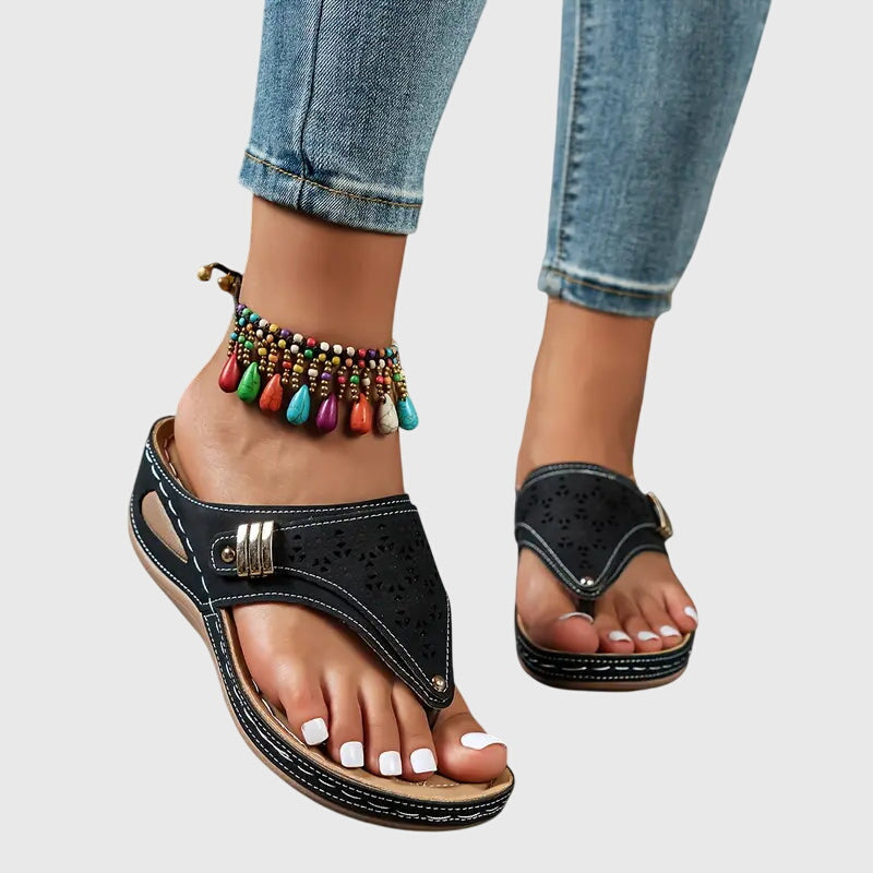 Women's Comfort Sandals with Supportive Sole - Practical and Lightweight