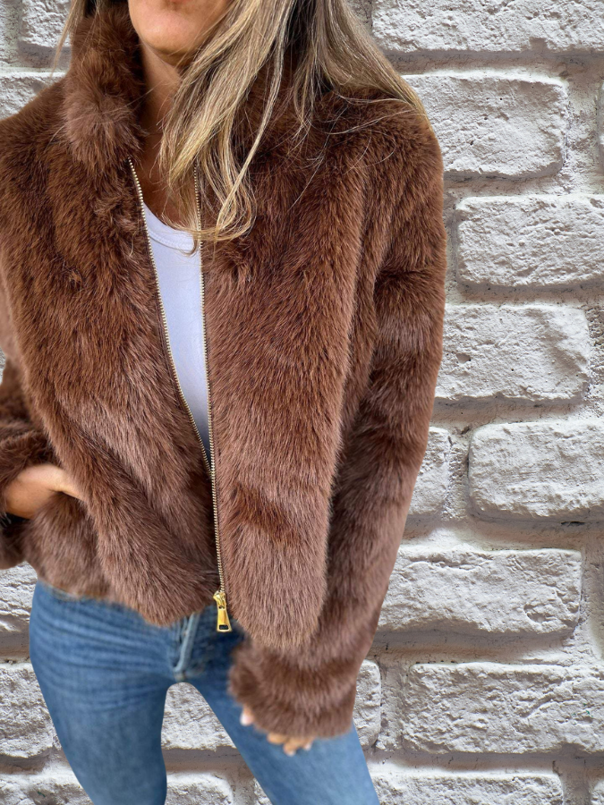 Women's Short Zip-Up Jacket with Long Sleeves and Faux Fur