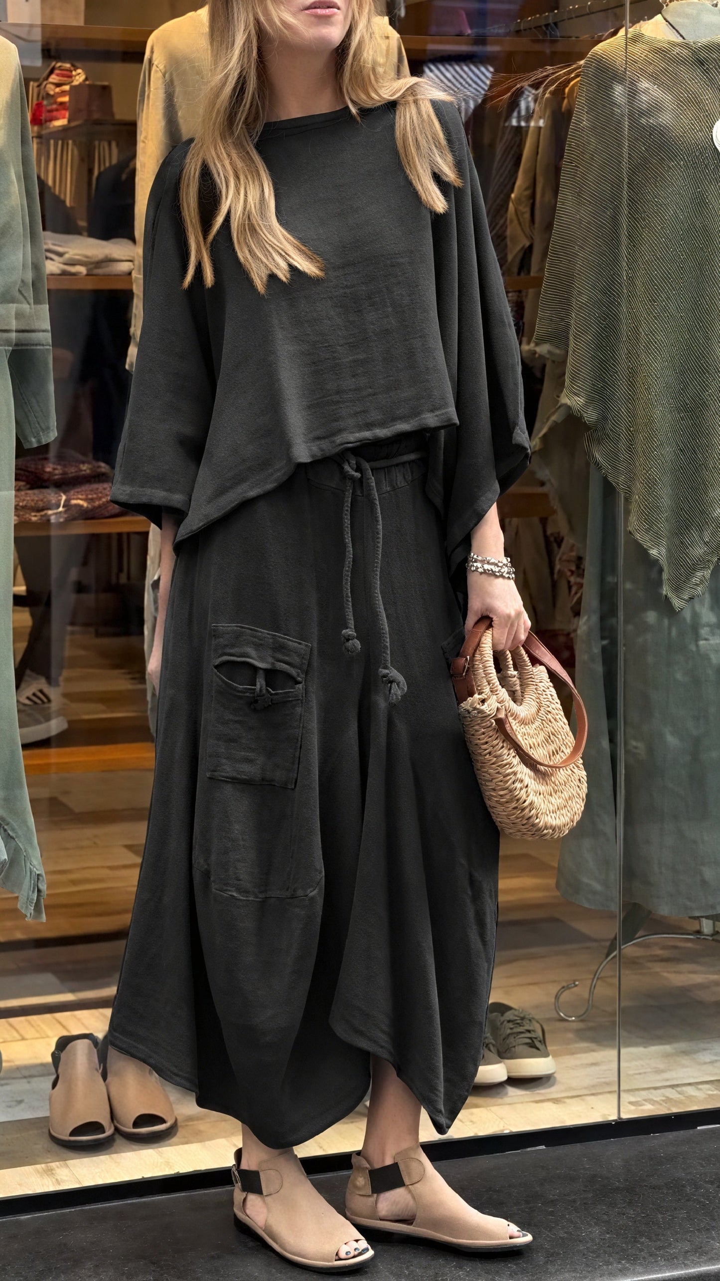 Ensemble 2 pièces femme ample – Haut large et pantalon fluide avec poches