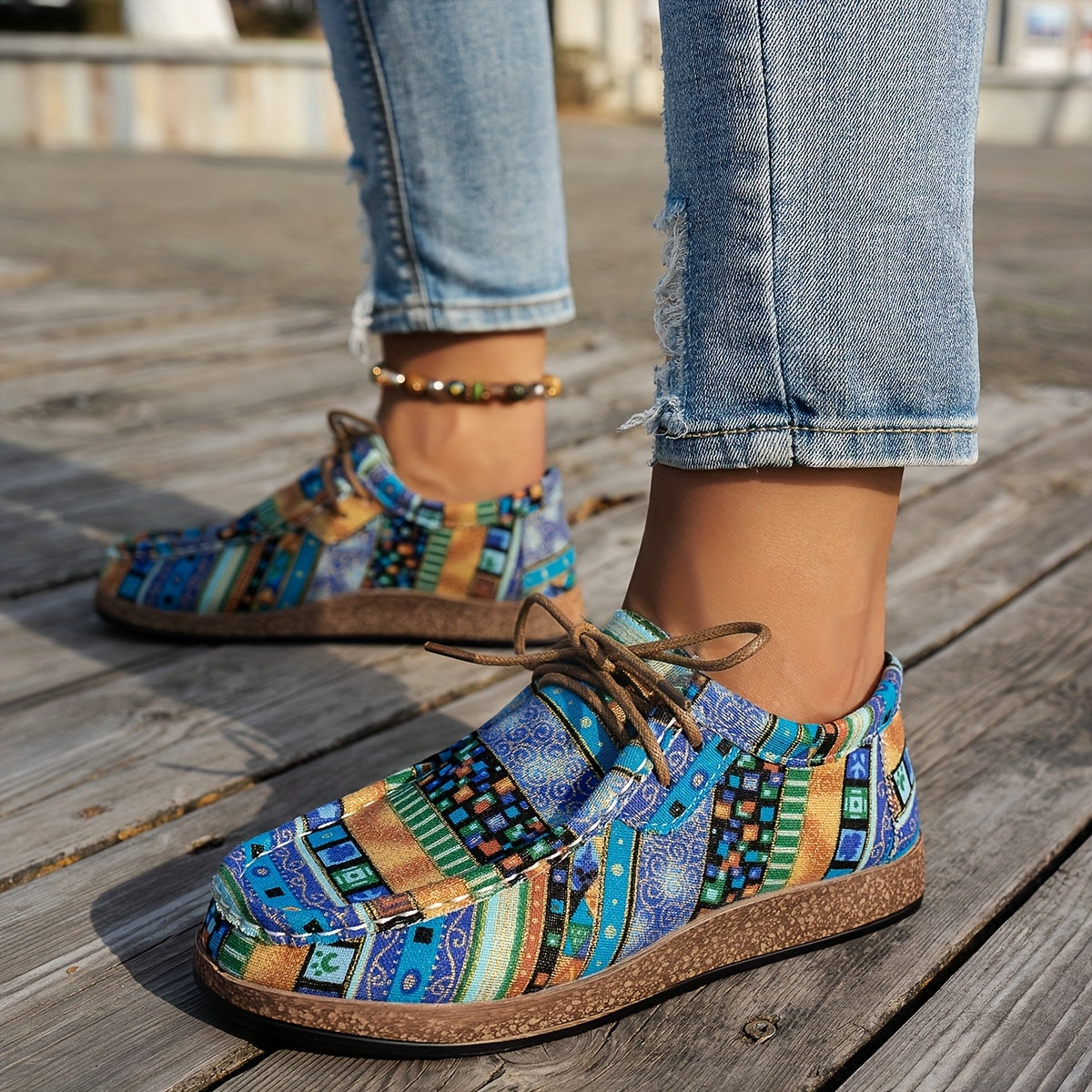 Baskets Comode con Patchwork Vivace – Calzature Eleganti per Tutti i Giorni