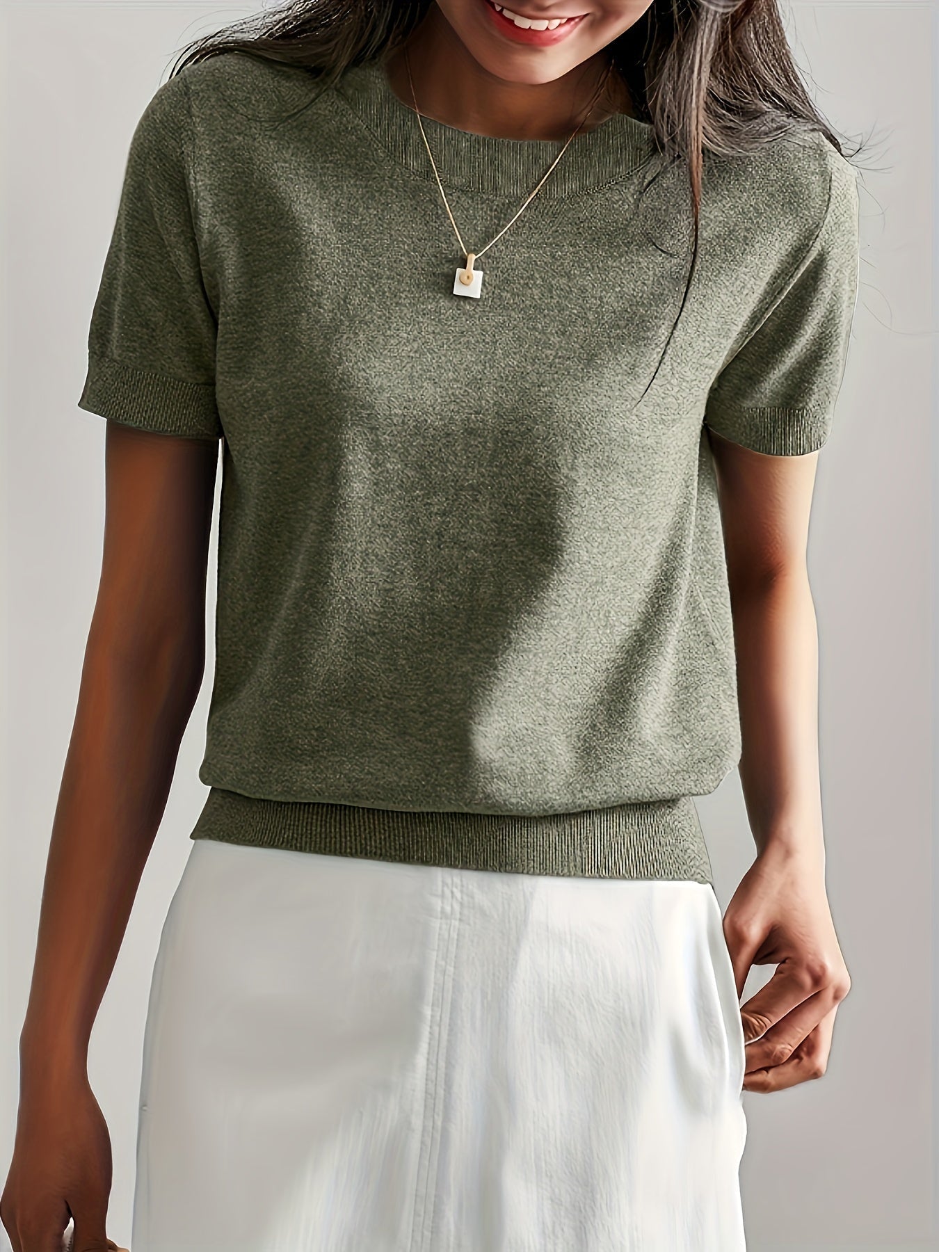 Haut en tricot classique à manches courtes pour femme