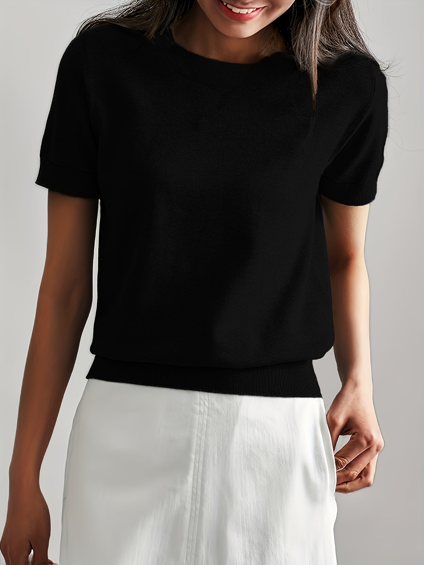 Haut en tricot classique à manches courtes pour femme