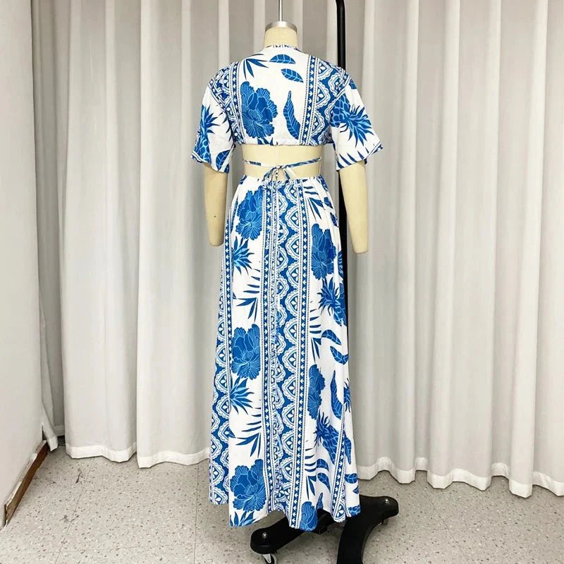 Women's printed maxi dress with a flowing cut - Light and summery