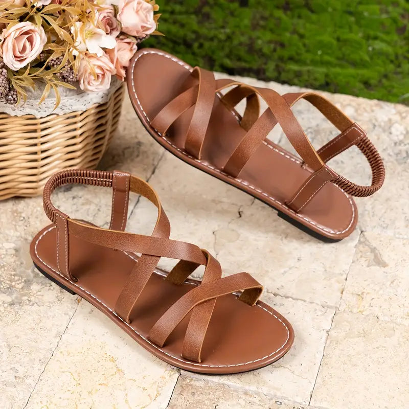 Sandales plates dorées à brides croisées pour femmes – Style décontracté, élégant et confortable pour l'été