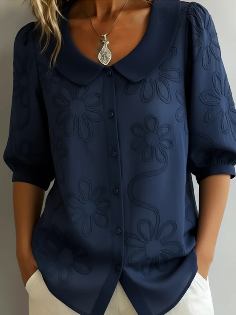 Broderet bluse til kvinder med blomster - Elegant og feminin