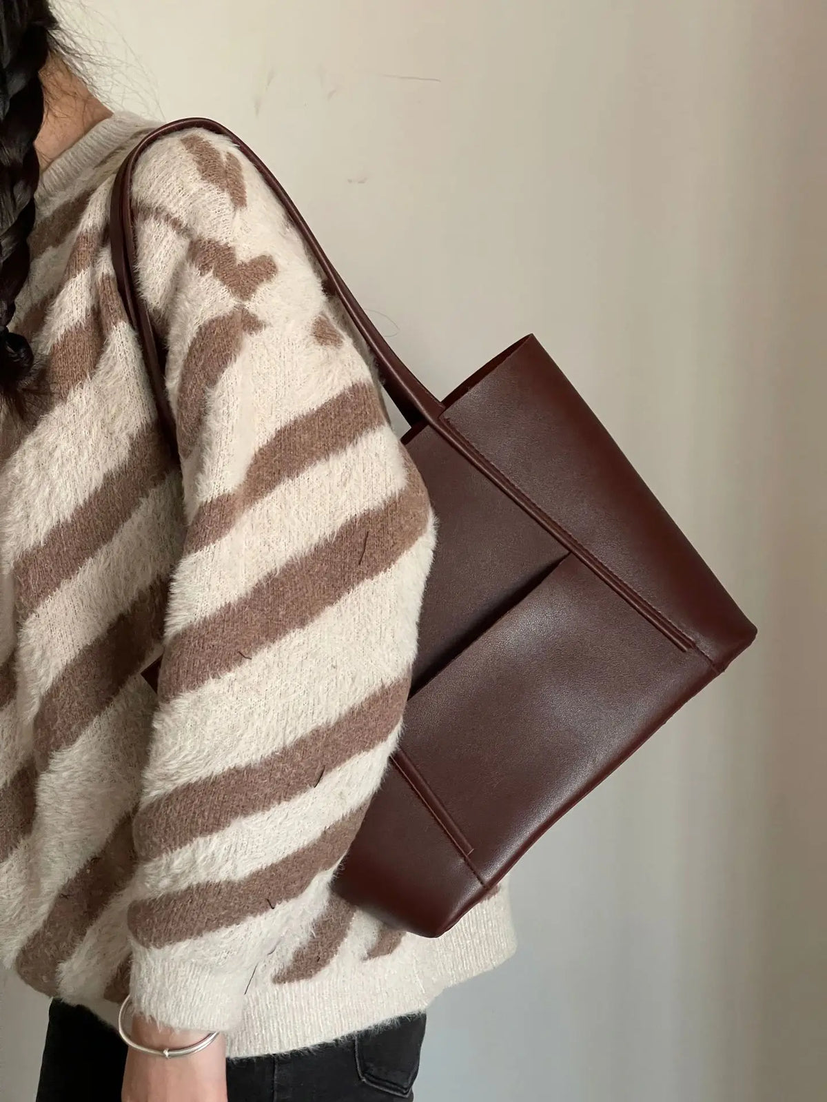 Sac Cabas en Cuir Durable et Spacieux pour Femme – Sac Épaule Chic