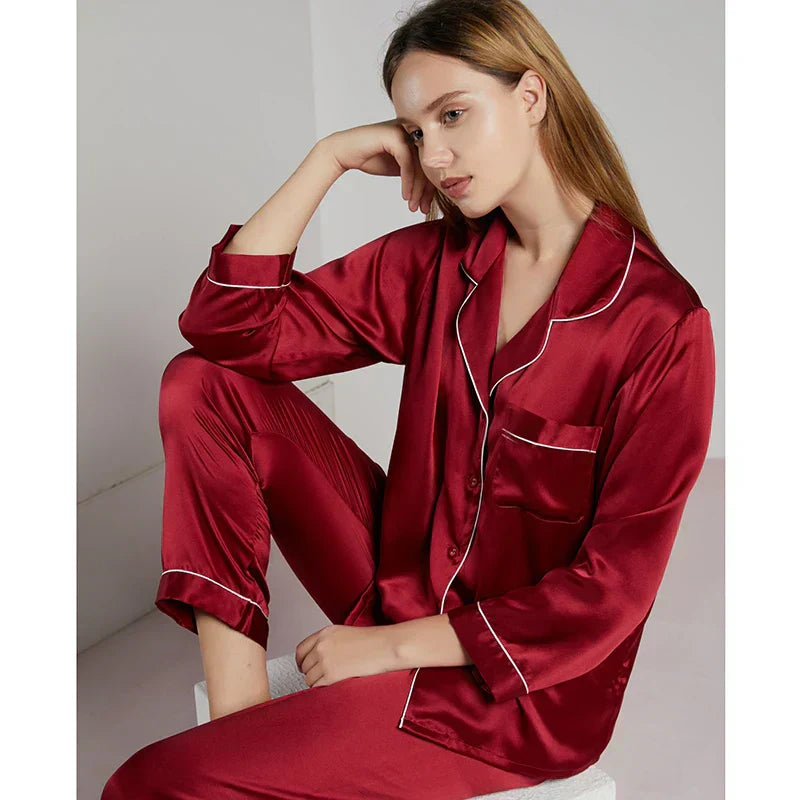 Pyjama satin femme manches longues – Ensemble confortable et élégant pour la nuit