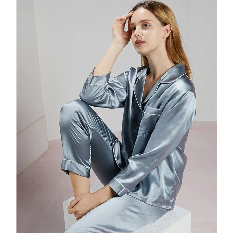 Pyjama satin femme manches longues – Ensemble confortable et élégant pour la nuit