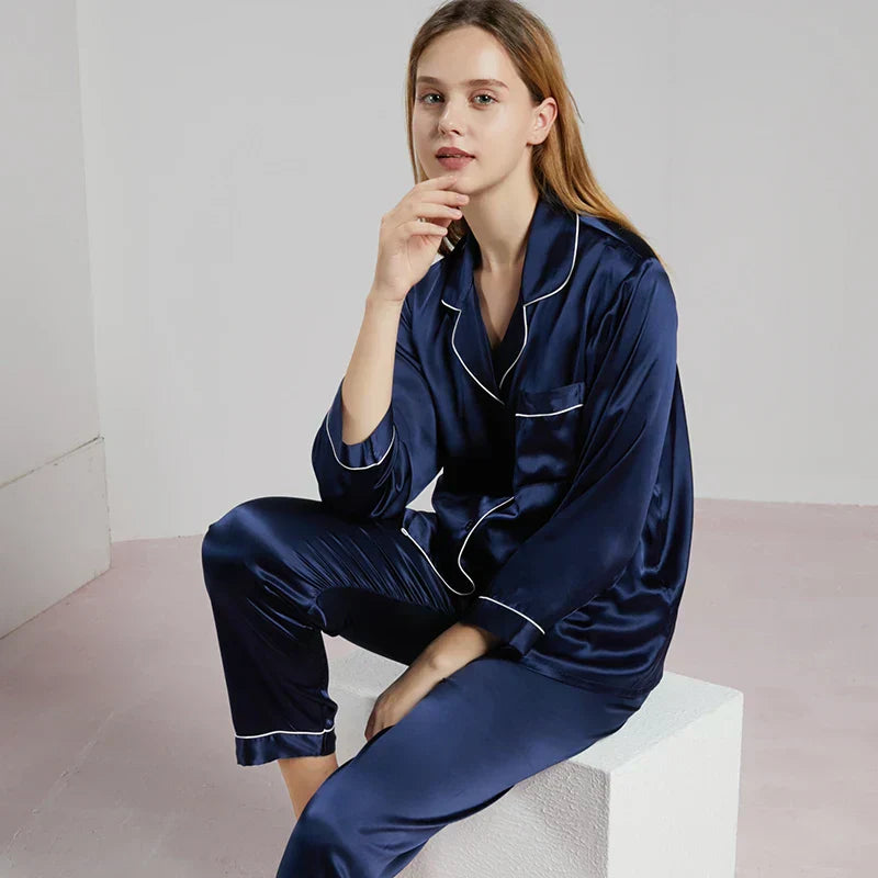 Pyjama satin femme manches longues – Ensemble confortable et élégant pour la nuit