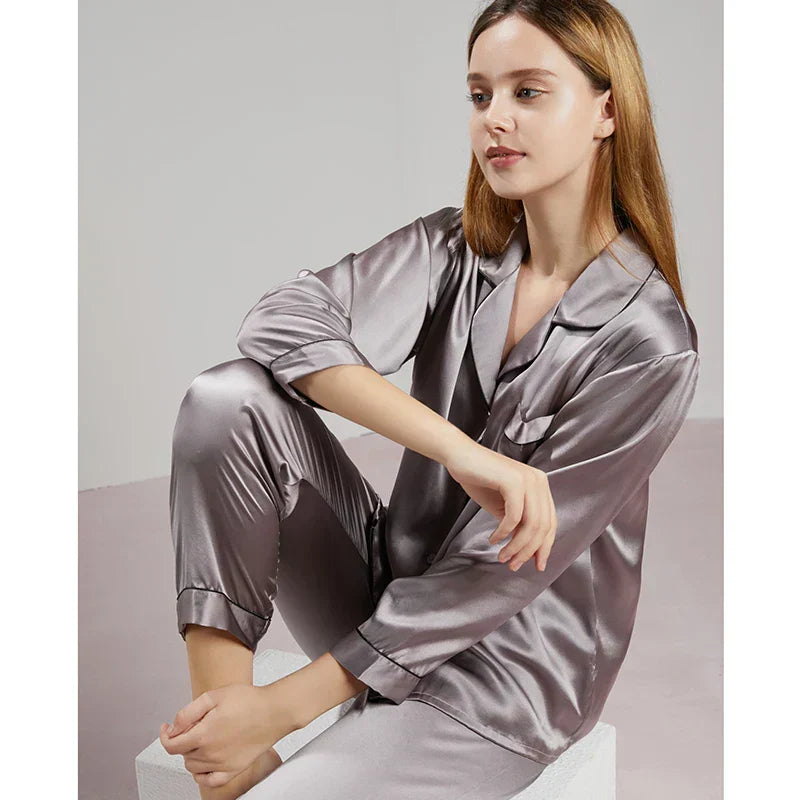 Pyjama satin femme manches longues – Ensemble confortable et élégant pour la nuit