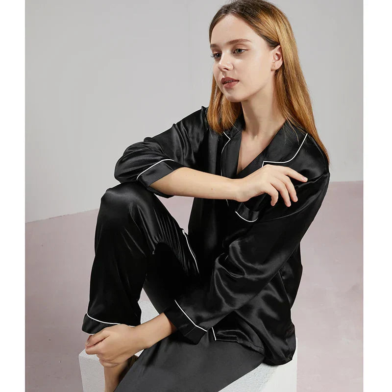 Pyjama satin femme manches longues – Ensemble confortable et élégant pour la nuit