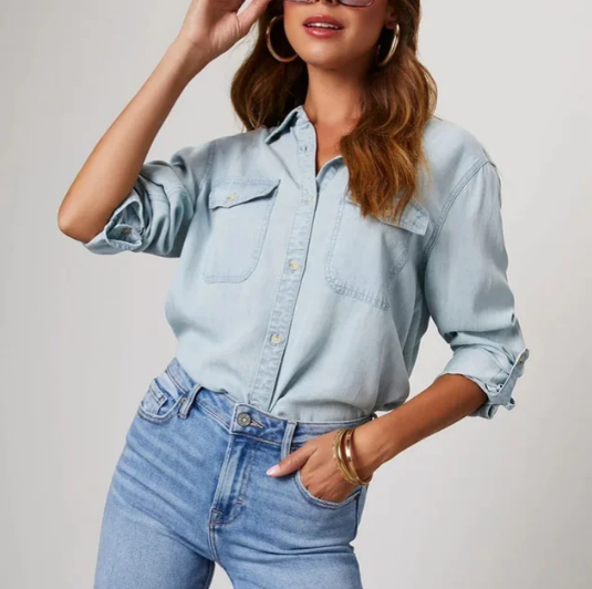 Elegant denim shirt for women – Relaxed fit with long sleeves and buttons
