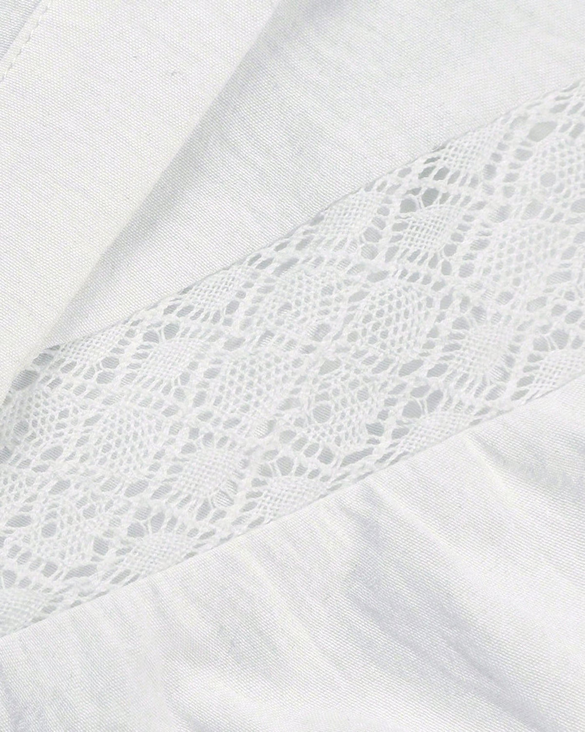 Chemisier Décontracté Blanc Texturé Élégant pour Femme – Haut à Manches Longues avec Patchwork en Dentelle Brodée