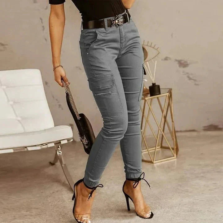 Elegant, stylish, durable, and high-quality women's cargo jeans – Comfortable fit with utility pockets and modern city style