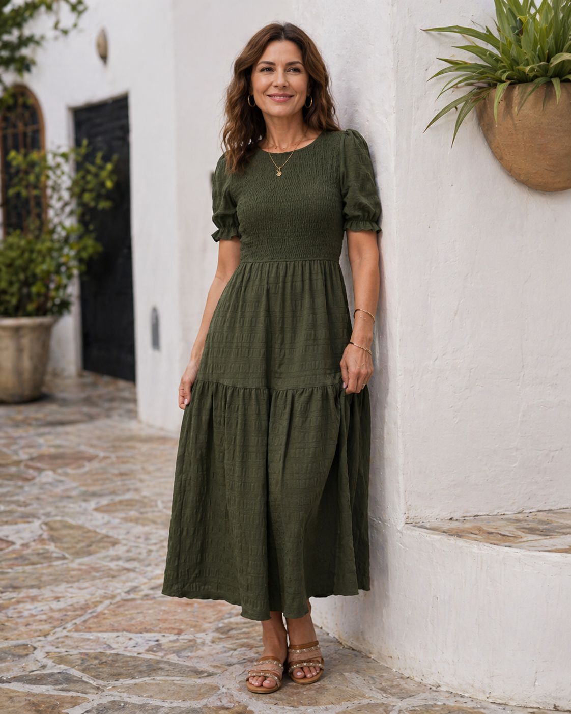 Women's maxi dress with puff sleeves – Elegant and feminine style
