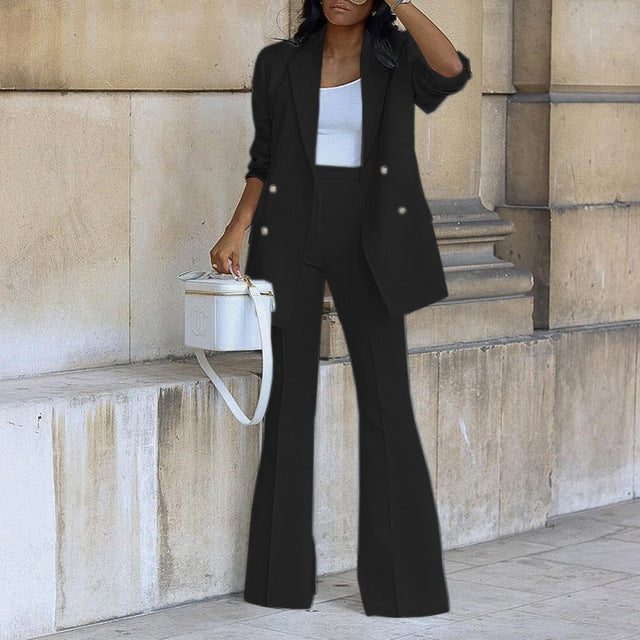 Ensemble blazer long et pantalon évasé – Look sophistiqué