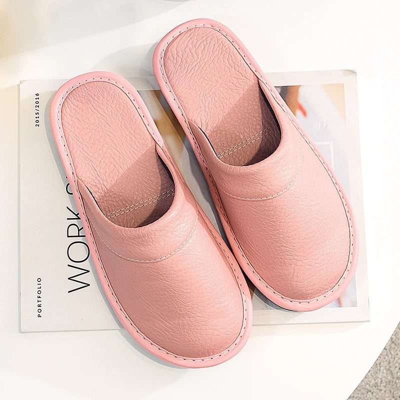 Chaussons confortables en cuir vegan – Luxe et détente