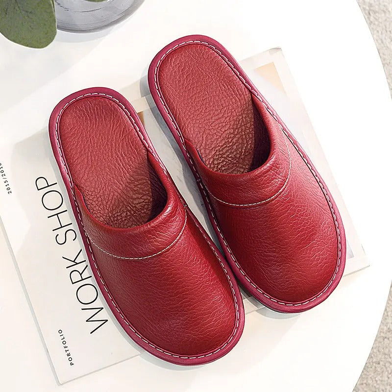 Chaussons confortables en cuir vegan – Luxe et détente