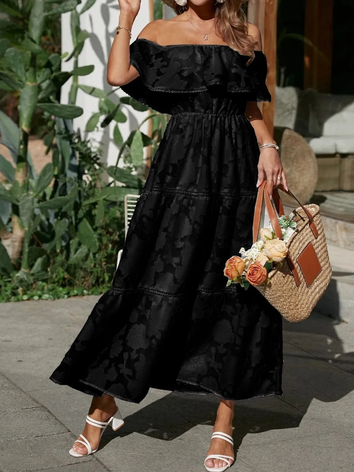 Long women's dress with bare shoulders, jacquard and ruffles - Romantic and elegant