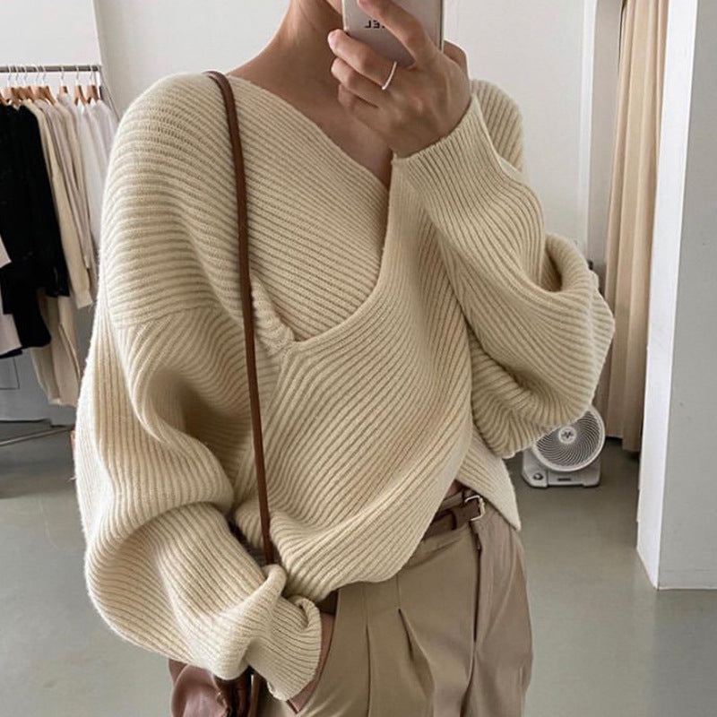 Women's cross-knit sweater - Elegant and comfortable