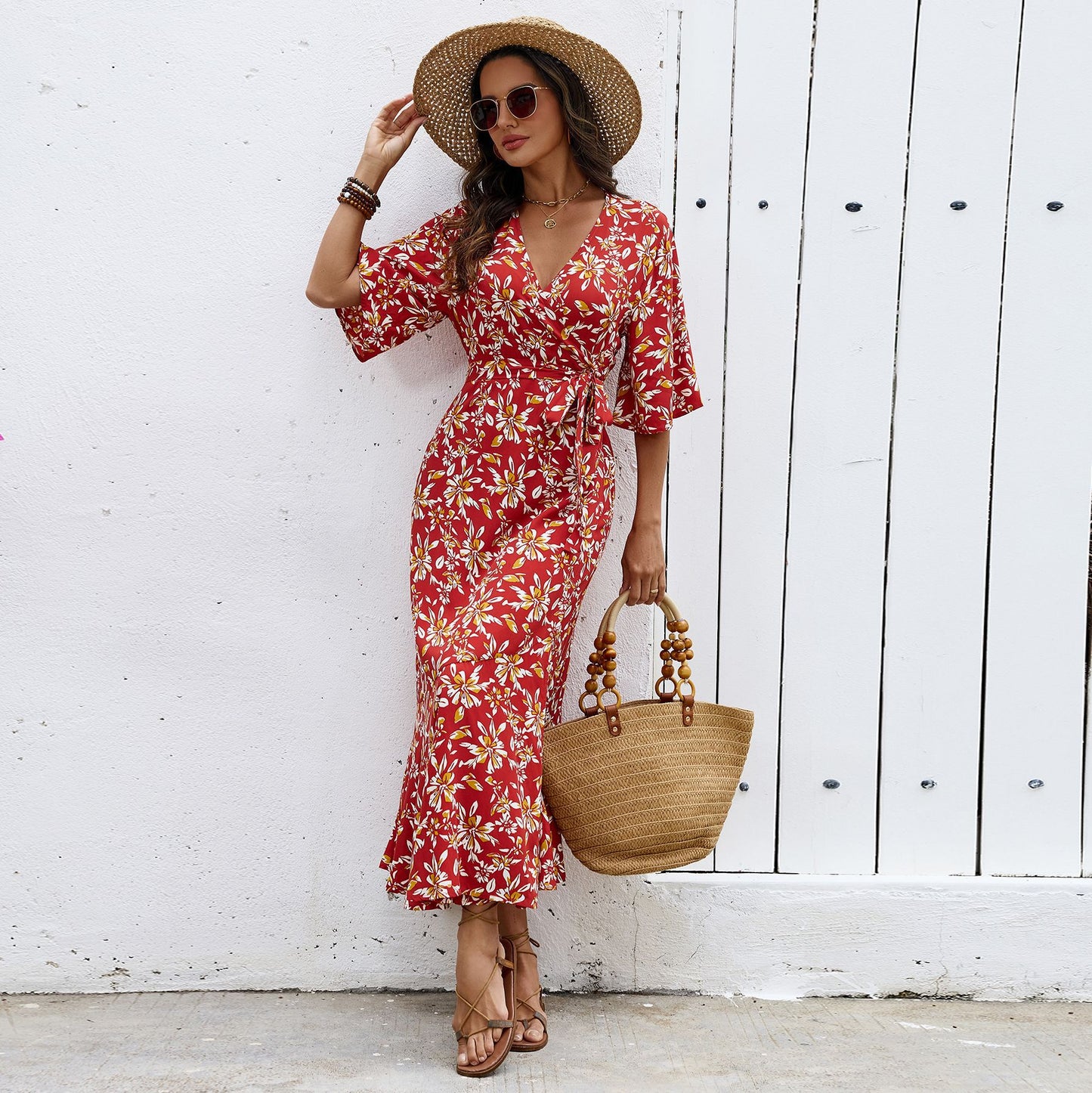 Vestito donna aderente con mezze maniche e spalline - Elegante e valorizzante