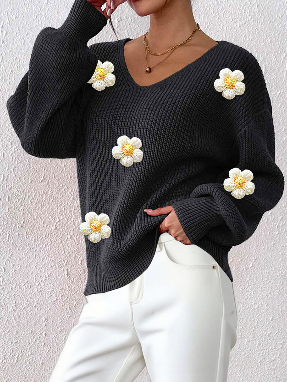 Women's floral patchwork sweater - Textured and elegant