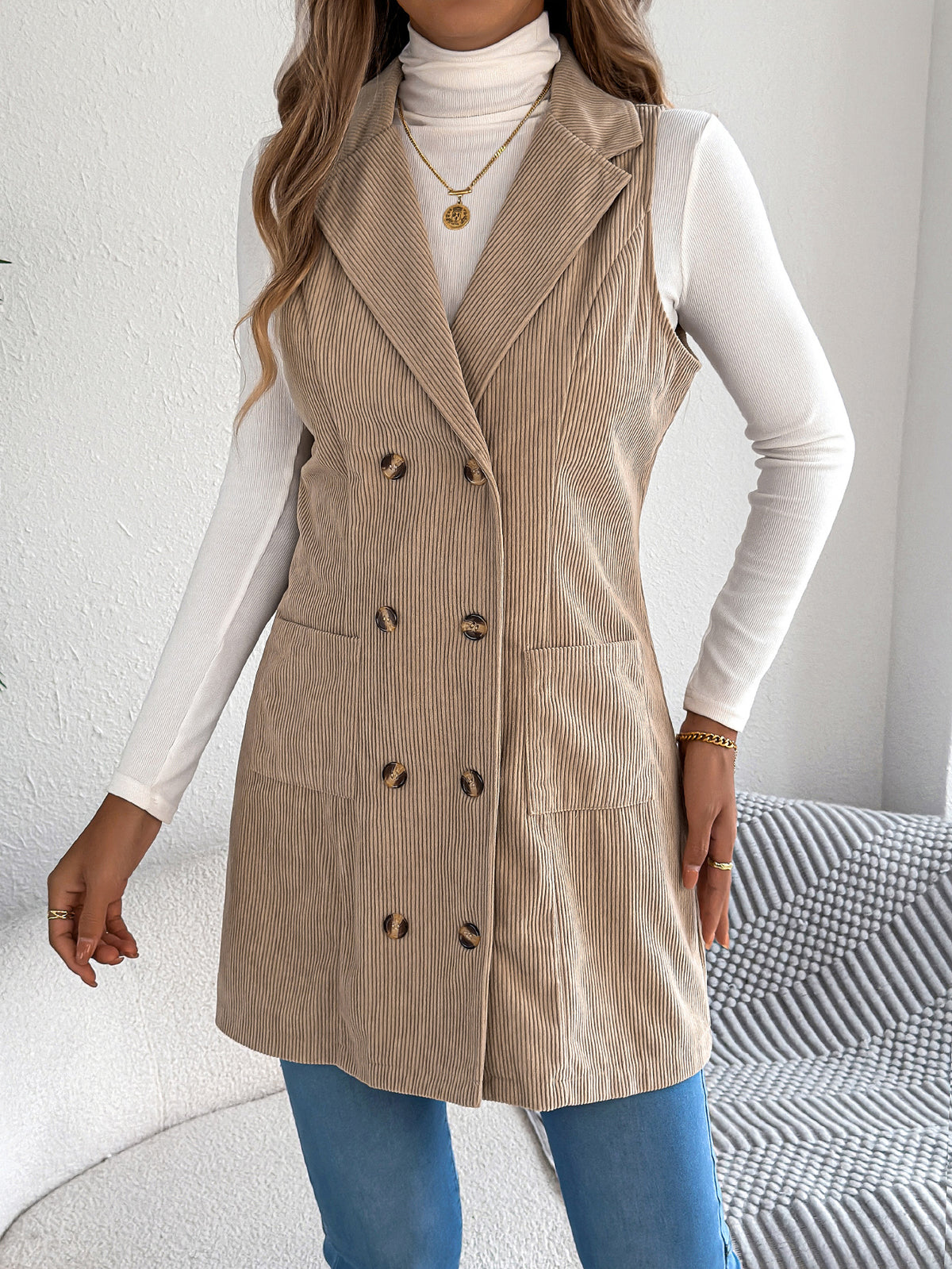 Veste-gilet longue en velours côtelé unie pour femme – Modèle décontracté à double boutonnage et poches, idéal pour jouer les superpositions