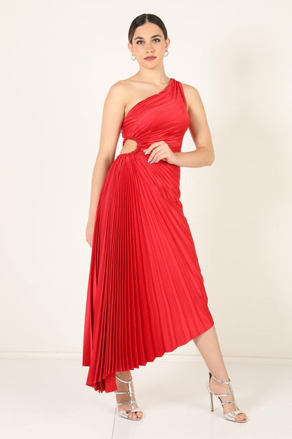 Asymmetric pleated maxi dress for women - Elegant and flowing