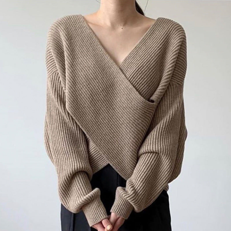 Women's cross-knit sweater - Elegant and comfortable