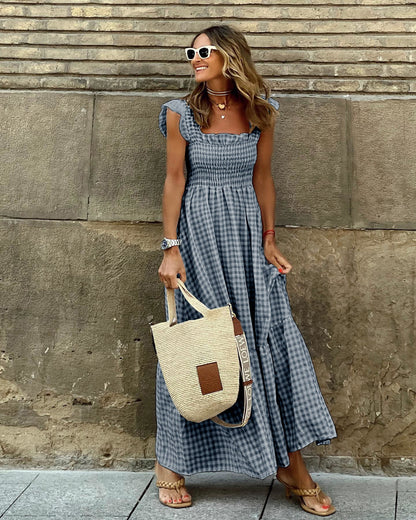 Robe longue élégante à manches smockées