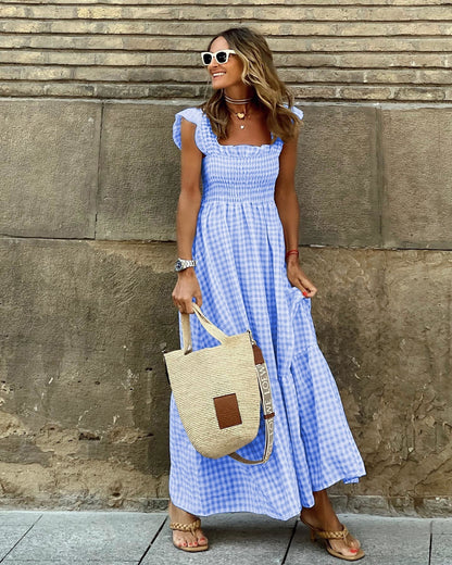 Robe longue élégante à manches smockées