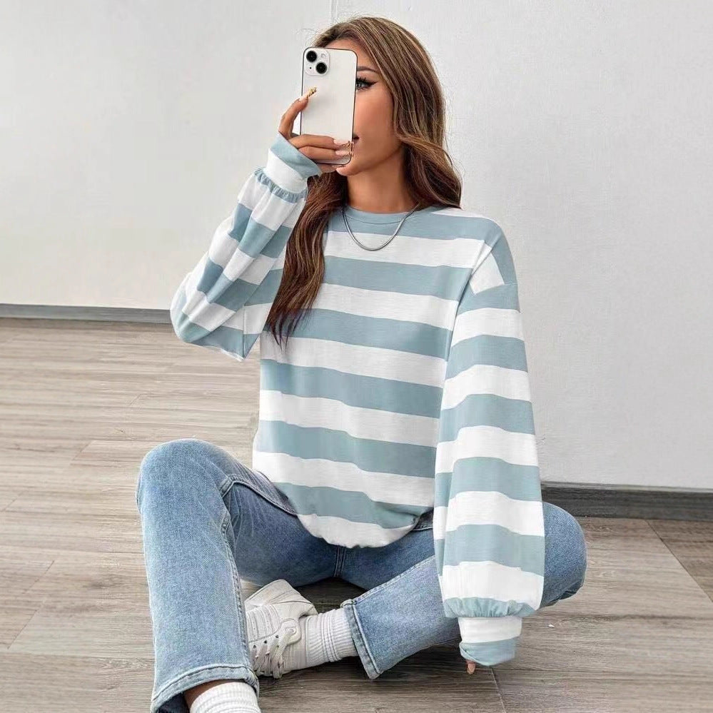 Women's striped long-sleeve top - Casual and modern