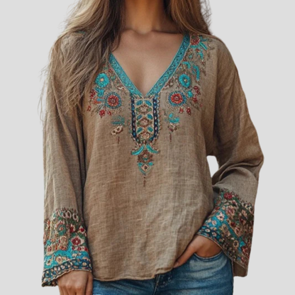 Camicia ricamata da donna – Leggera e raffinata