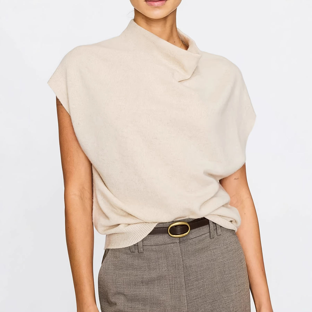 Elegant knitted women's sweater - Soft and casual
