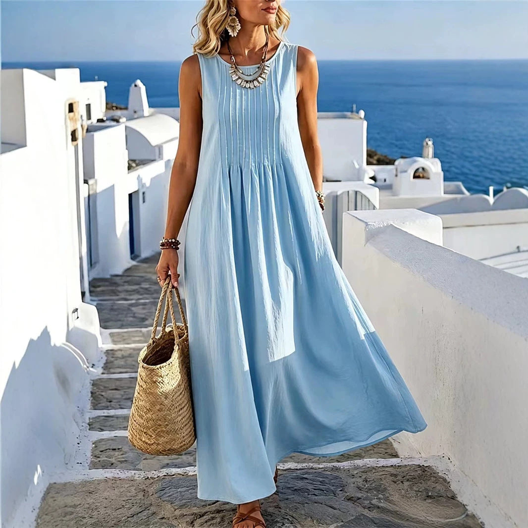 Loose women's dress with round neck, casual style