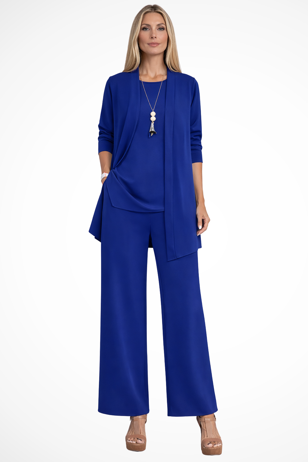 Ensemble trois pièces élégant pour femme – Style chic et sophistiqué pour les soirées d'affaires
