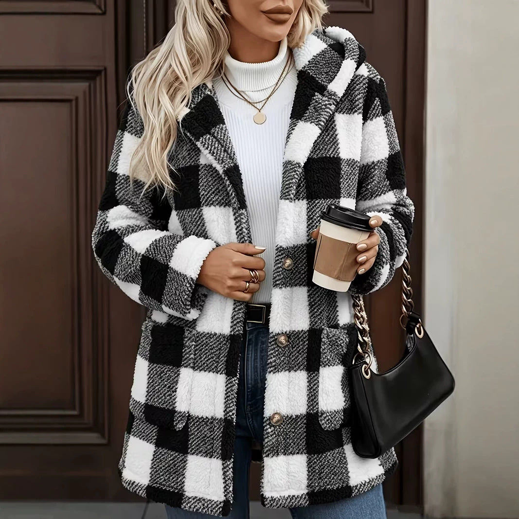 Cappotto da donna a quadri con tasche - Caldo e rétro