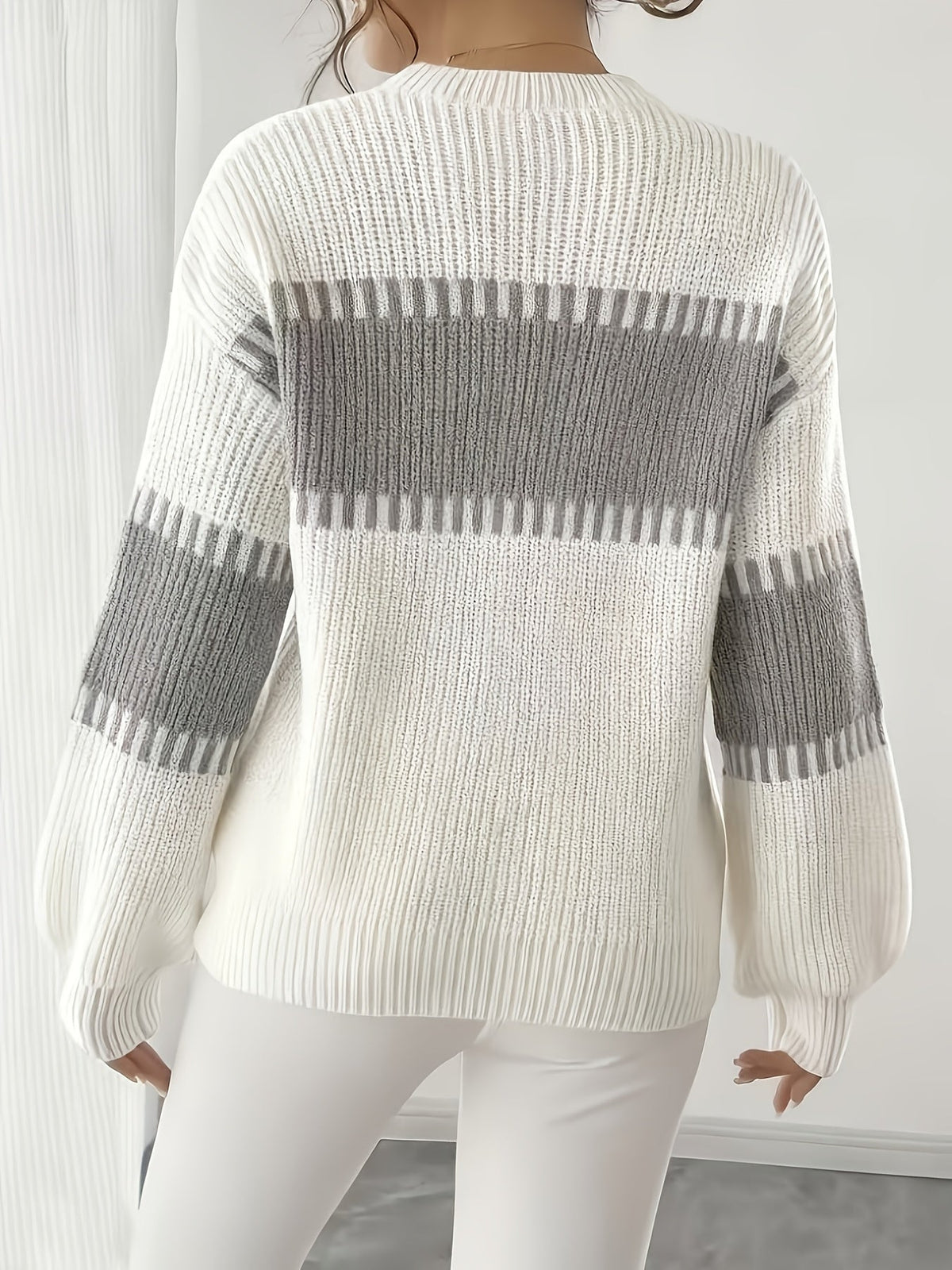 Women's color-block striped sweater – Trendy and soft