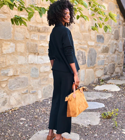 Ensemble Femme à Coupe Décontractée – Haut Col V et Pantalon Droit Décontracté