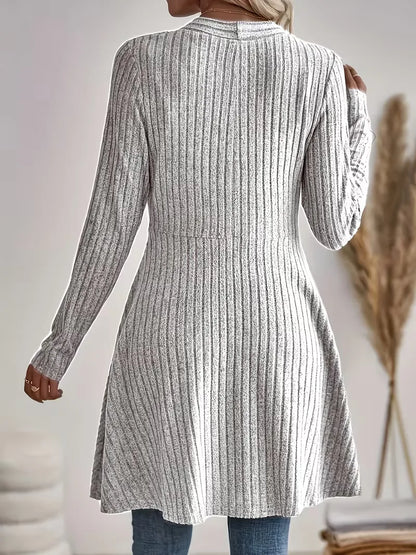 Cárdigan de mujer con cuello de pico - Suave y atemporal