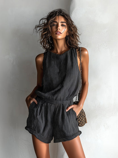 Combinaison short femme en lin raye - Legere et decontractee