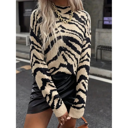 Women's zebra-print sweater - Soft and trendy
