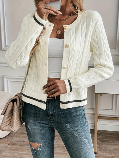 Women's cable-knit cardigan - Refined and soft