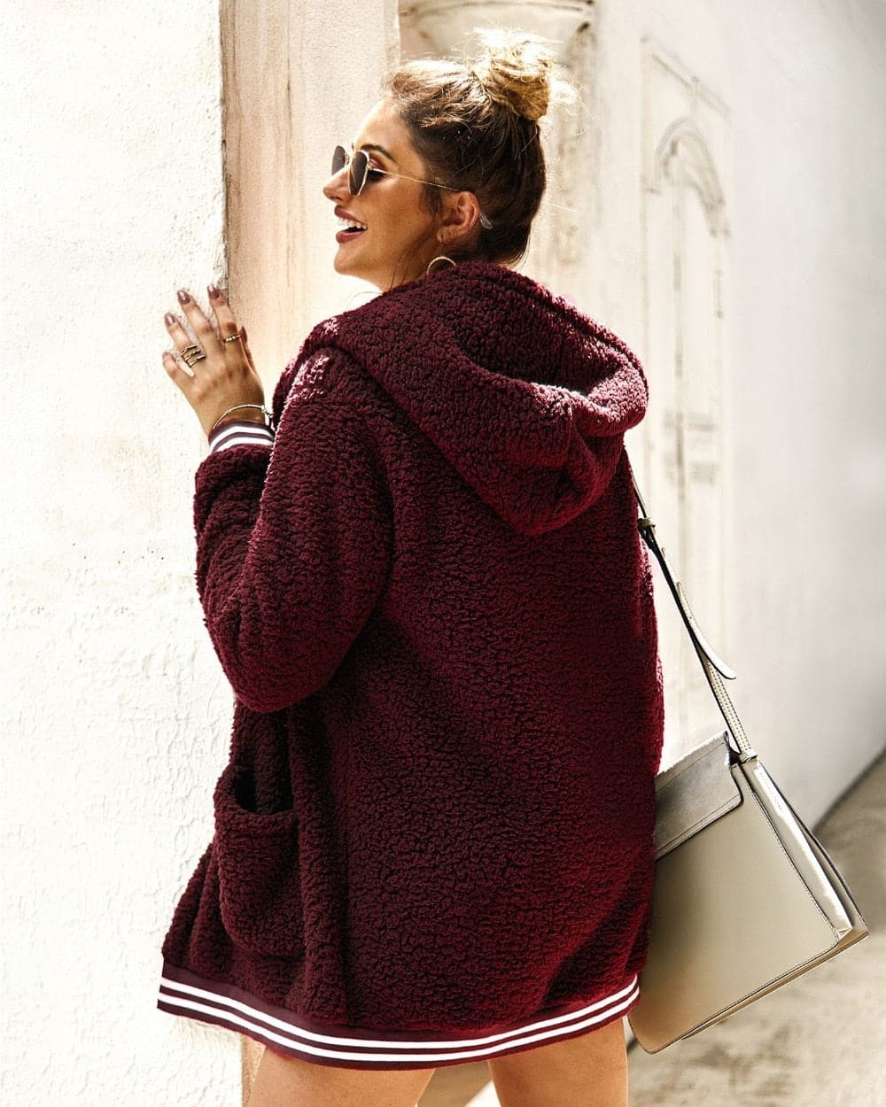 Veste Longue en Fourrure Tendance Femme pour l’Hiver – Élégante et Confortable