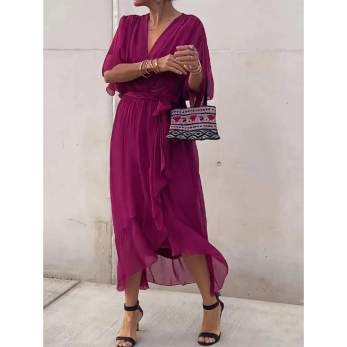 Robe femme élégante fluide col V en mousseline – Moderne, légère, polyvalente