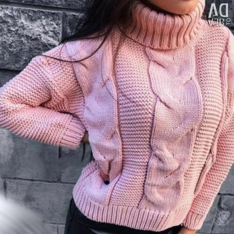 Women's cable-knit turtleneck sweater - Relaxed and warm