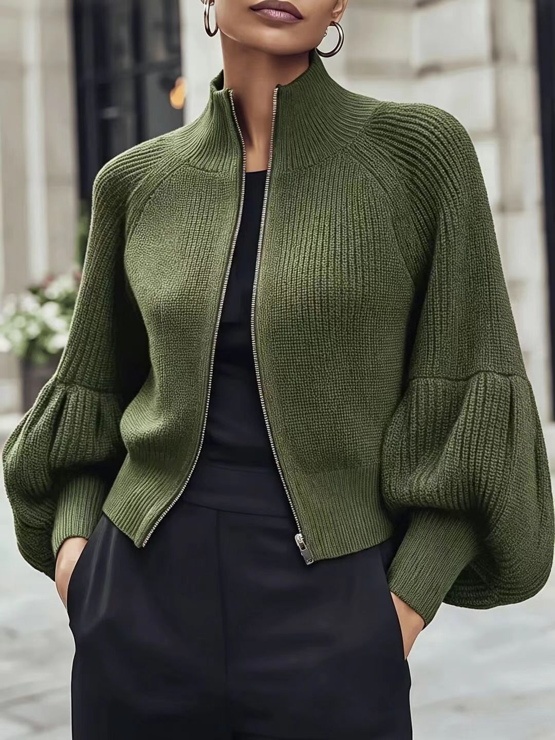 Women's fuzzy lantern-sleeve sweater - Soft and textured